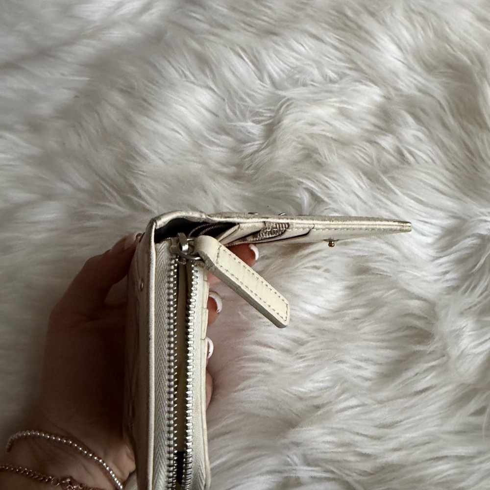 Burberry Plaid Compact Zip Wallet - Picture 8 of 10
